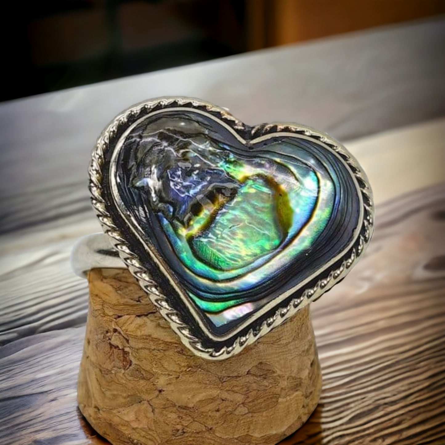 Anillo Corazón Abulón Ajustable