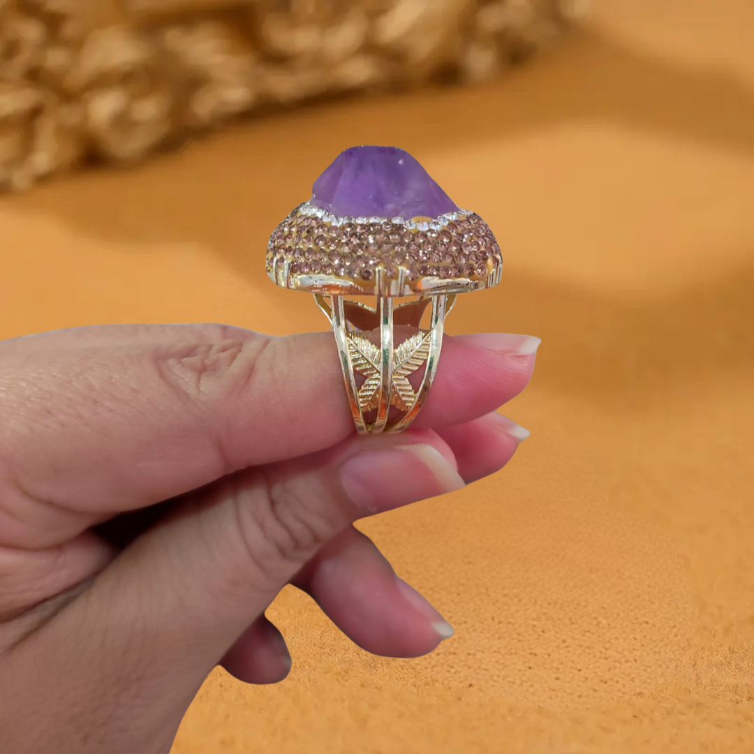 Anillo Dorado Ronda Piedra Amatista y Circón