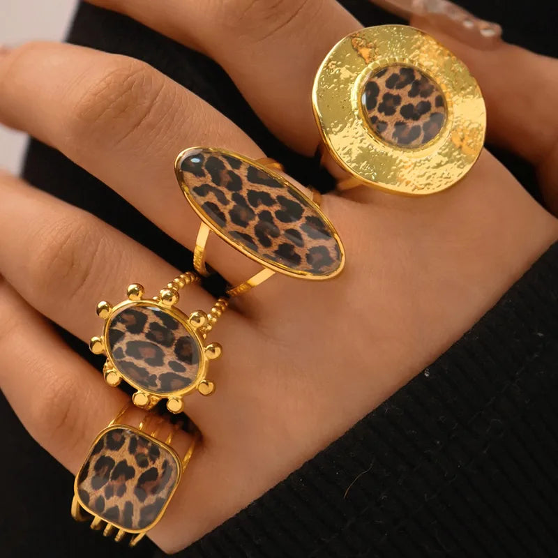 Anillo Dorado Circular Ronda Resina Leopardo Ajustable