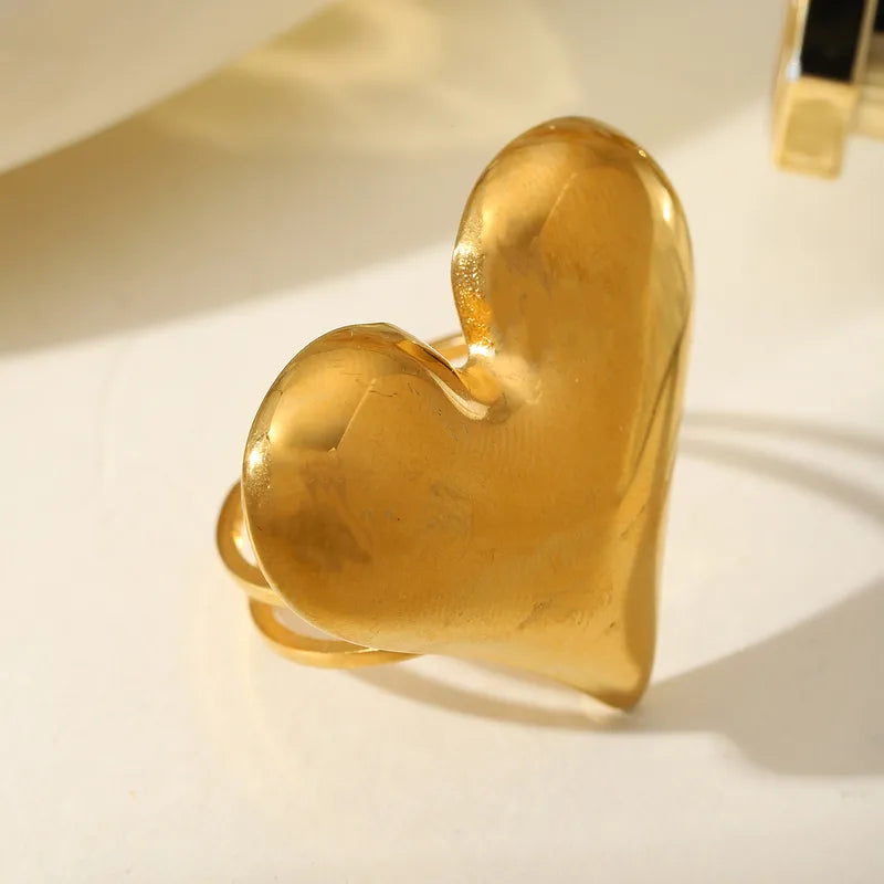 Anillo Dorado Corazó 3D - Ajustable