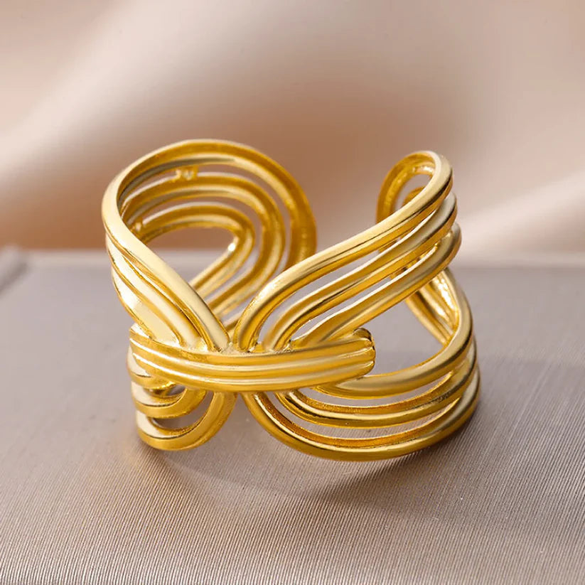 Anillo Dorado Lineas Geométricas - Ajustable