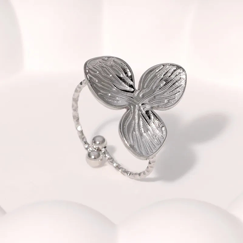 Anillo Plateado Flor - Ajustable