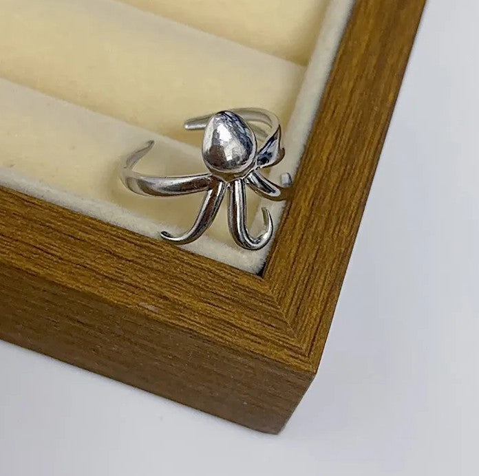 Anillo Plateado Calamar - Ajustable