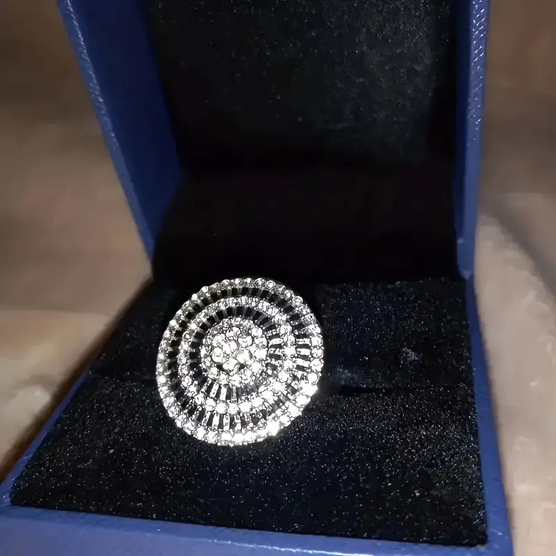 Anillo Plateado Redondo Circón Talla 8