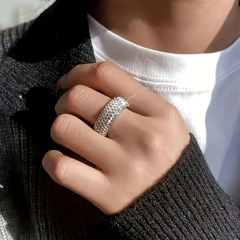 Anillo Plateado con Circonias Talla 7