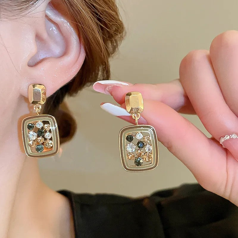 Aretes Dorados Transparente Cristales