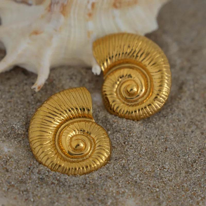 Aretes Dorados Concha de Mar