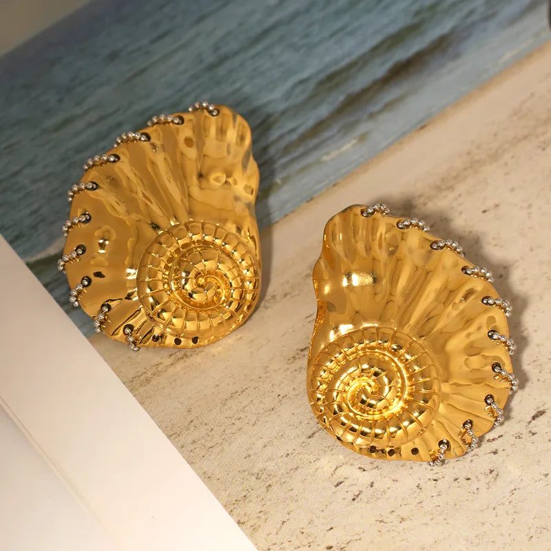 Aretes Dorados Concha de Mar