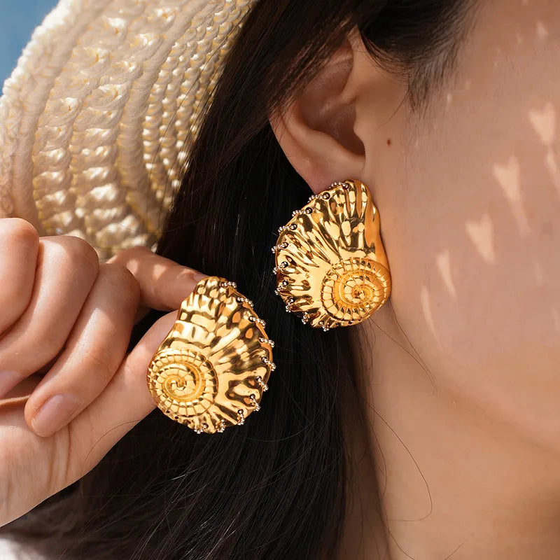Aretes Dorados Concha de Mar