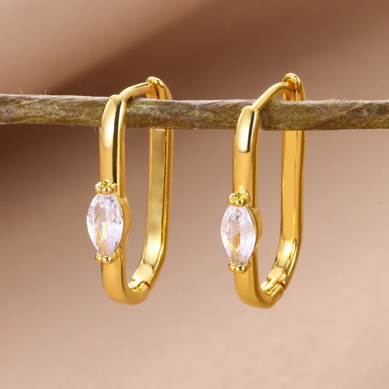 Aretes Dorados Clip Circón