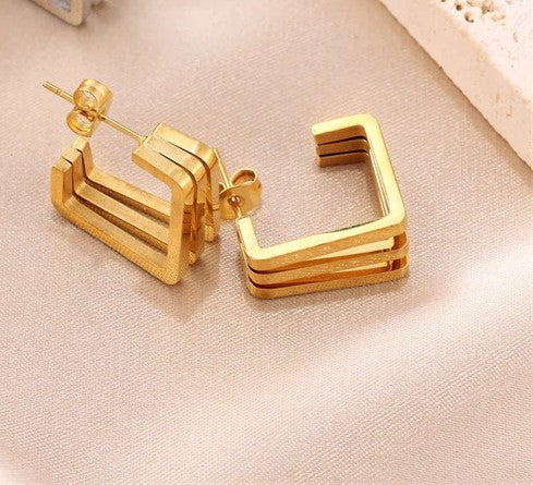 Aretes Dorados Geométricos