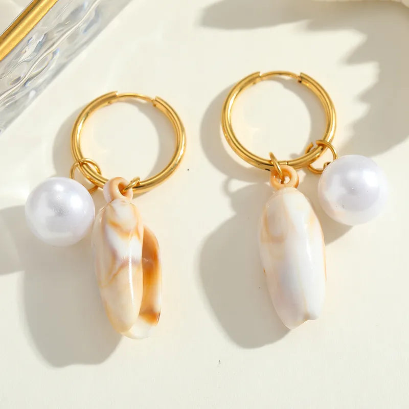 Aretes Dorados Caracol