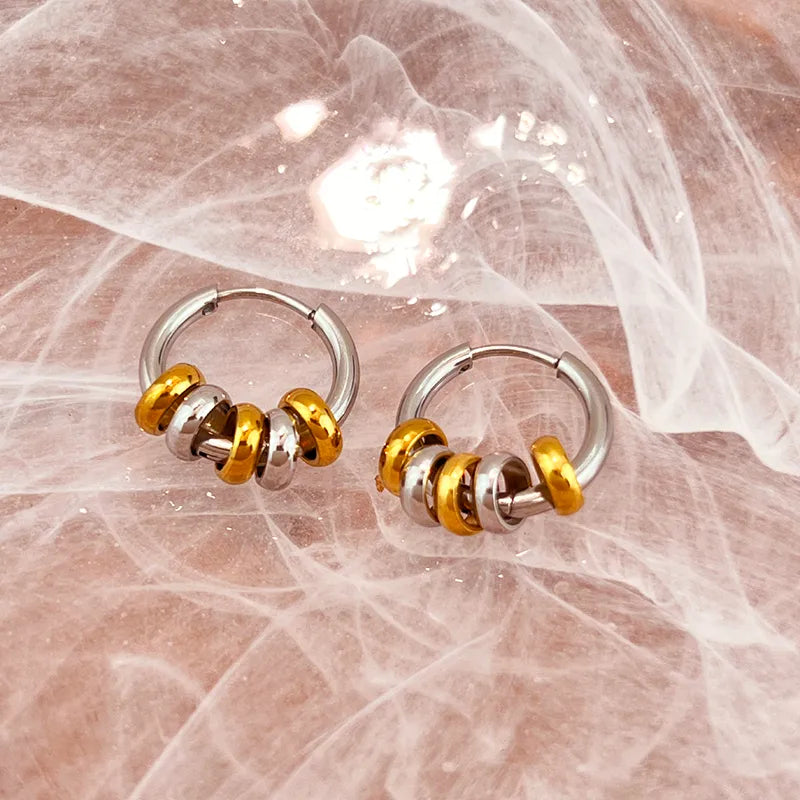 Aretes Plateados con Arracadas Bicolor