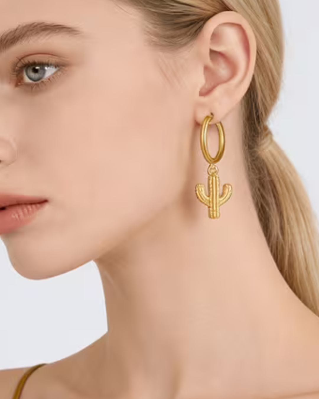 Aretes Dorados de Cactus
