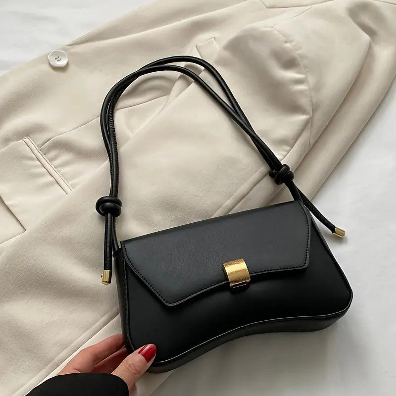 Bolso Baguette Negra de Solapa Retro Chic
