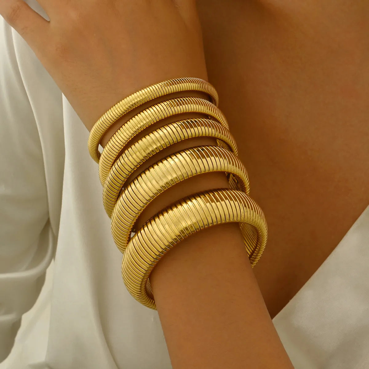 Pulsera Dorada Anillada