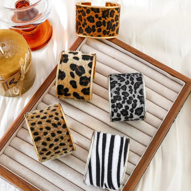 Brazalete Dorado Leopardo