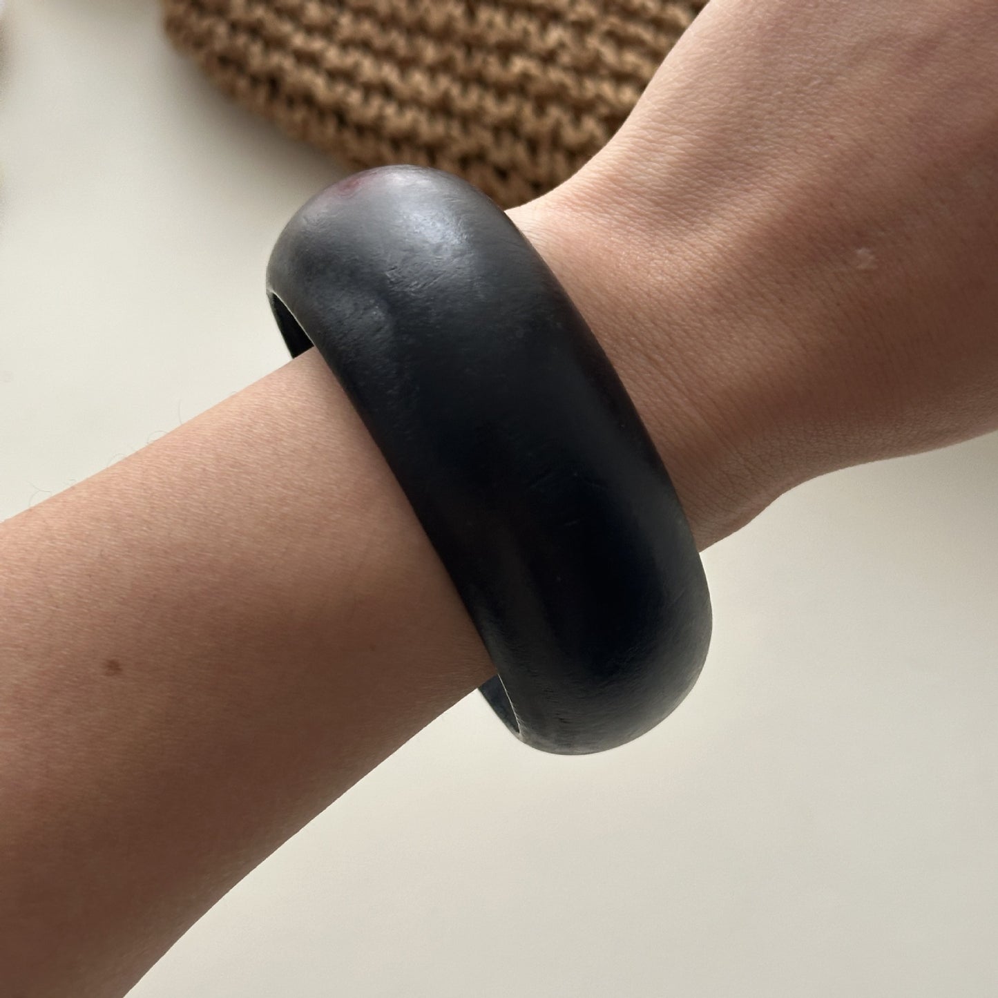 Brazalete Madera Negro
