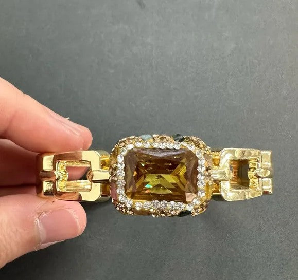 Brazalete Eslabones Dorados Ronda Sultanita y Circón