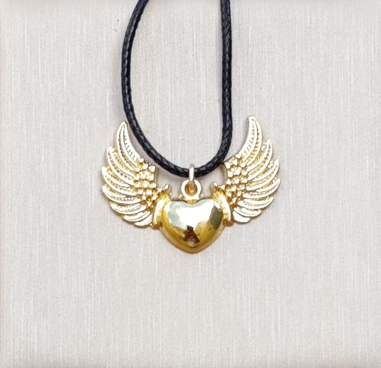 Collar Cordón Cuero Dije Corazón Alas