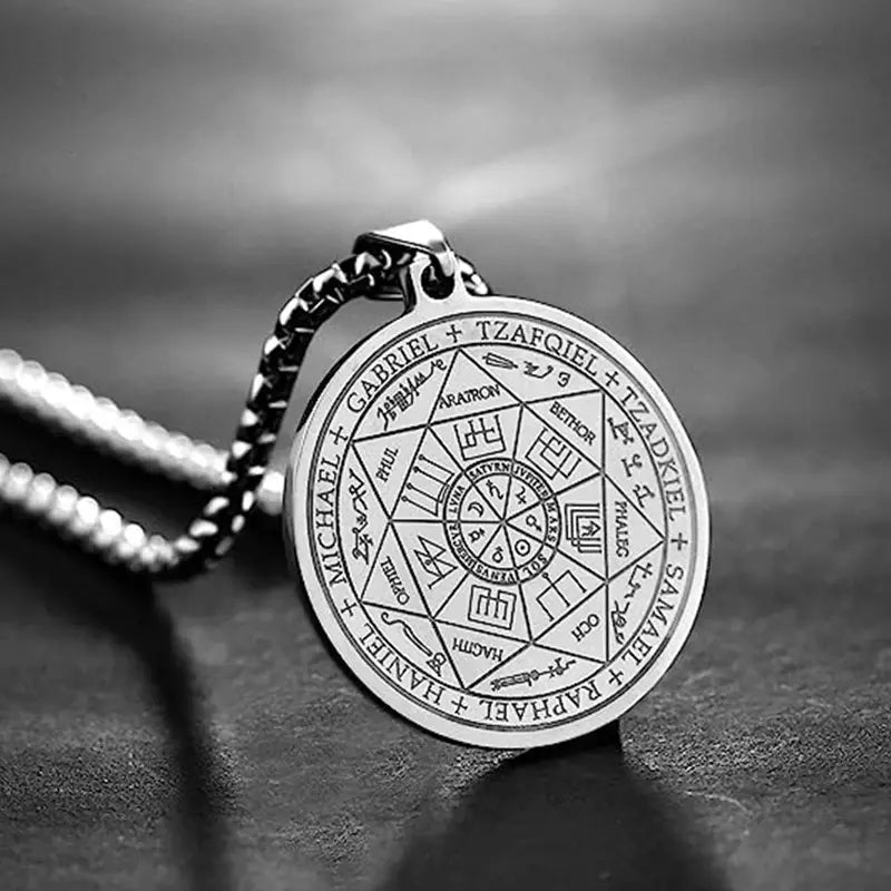 Collar Cadena Plateado Dije de los Siete Ángeles de la Guarda