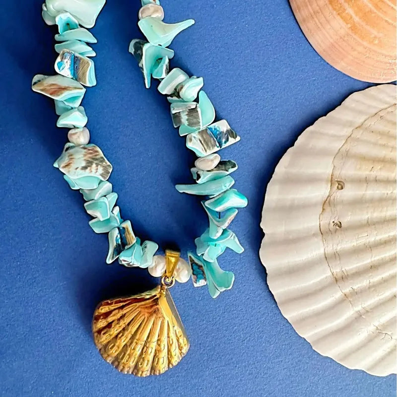 Collar Lajas Azules Dije Concha Marina Dorada