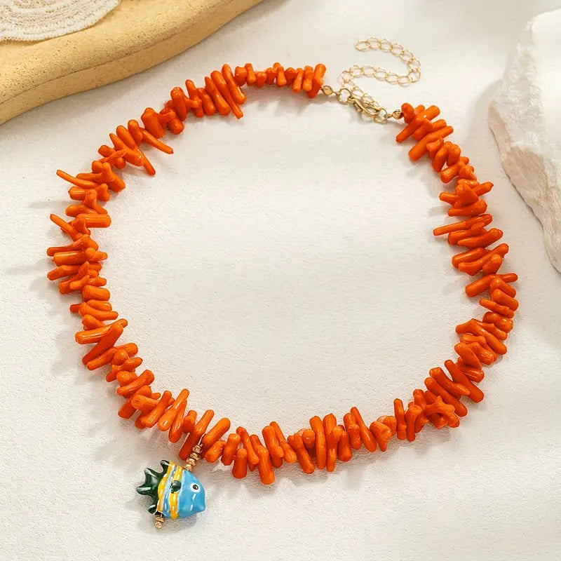 Collar Coral Naranja Dije Pez Azul