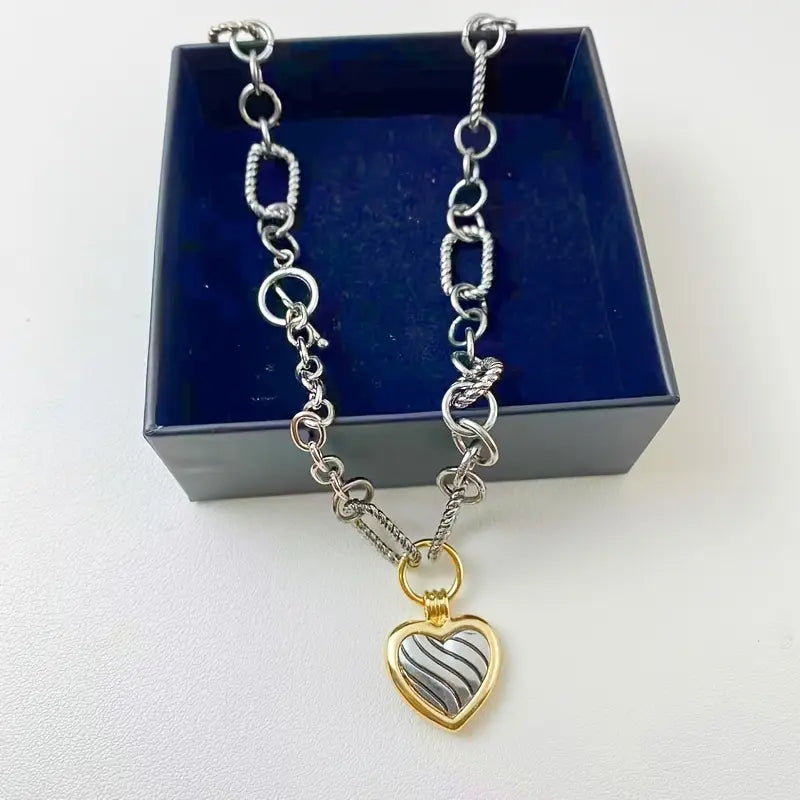 Collar Cadena Eslabones Plateados Dije Corazón Bicolor