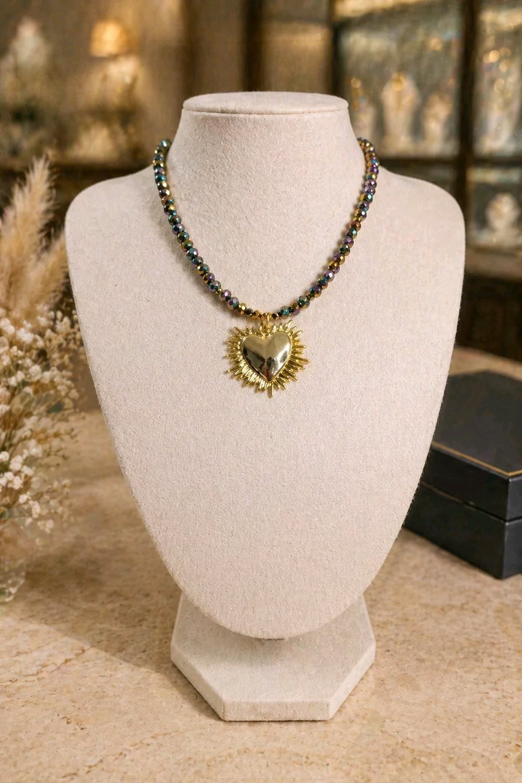 Collar Cuencas Cristal Tornasol Facetado Dije Corazón Dorado