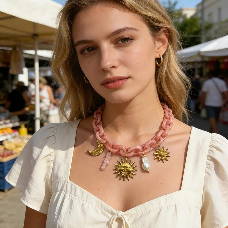 Collar Cadena Rosa Dijes Sol y Luna