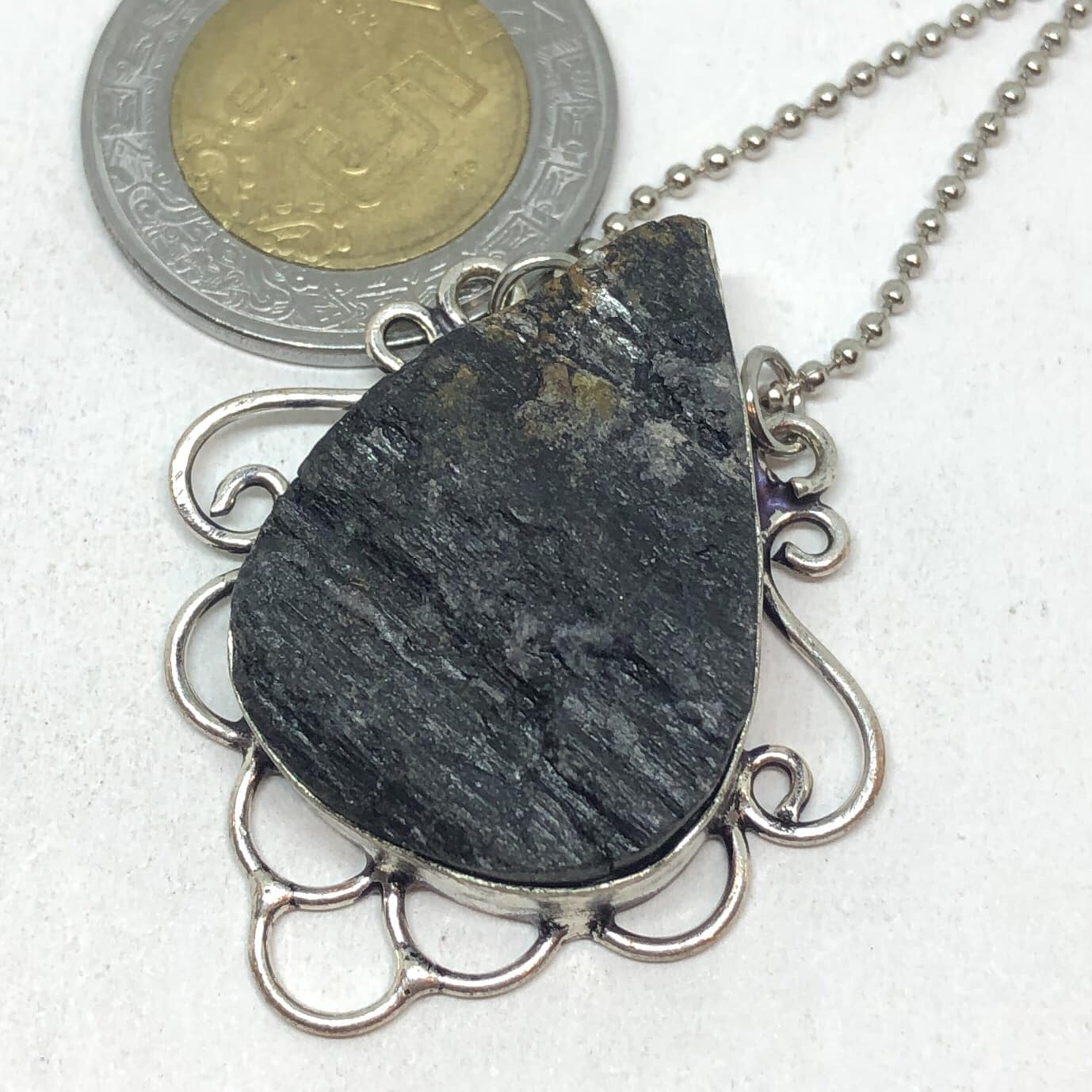 Dije de Turmalina Negra Gota