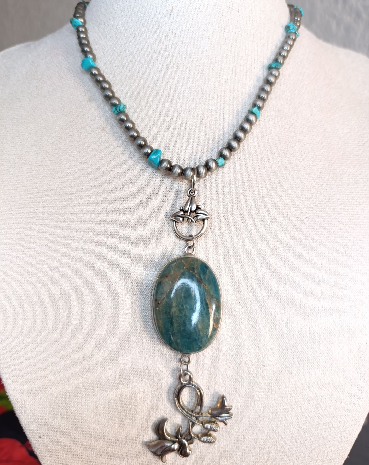 Dije de Apatito Azul Oval