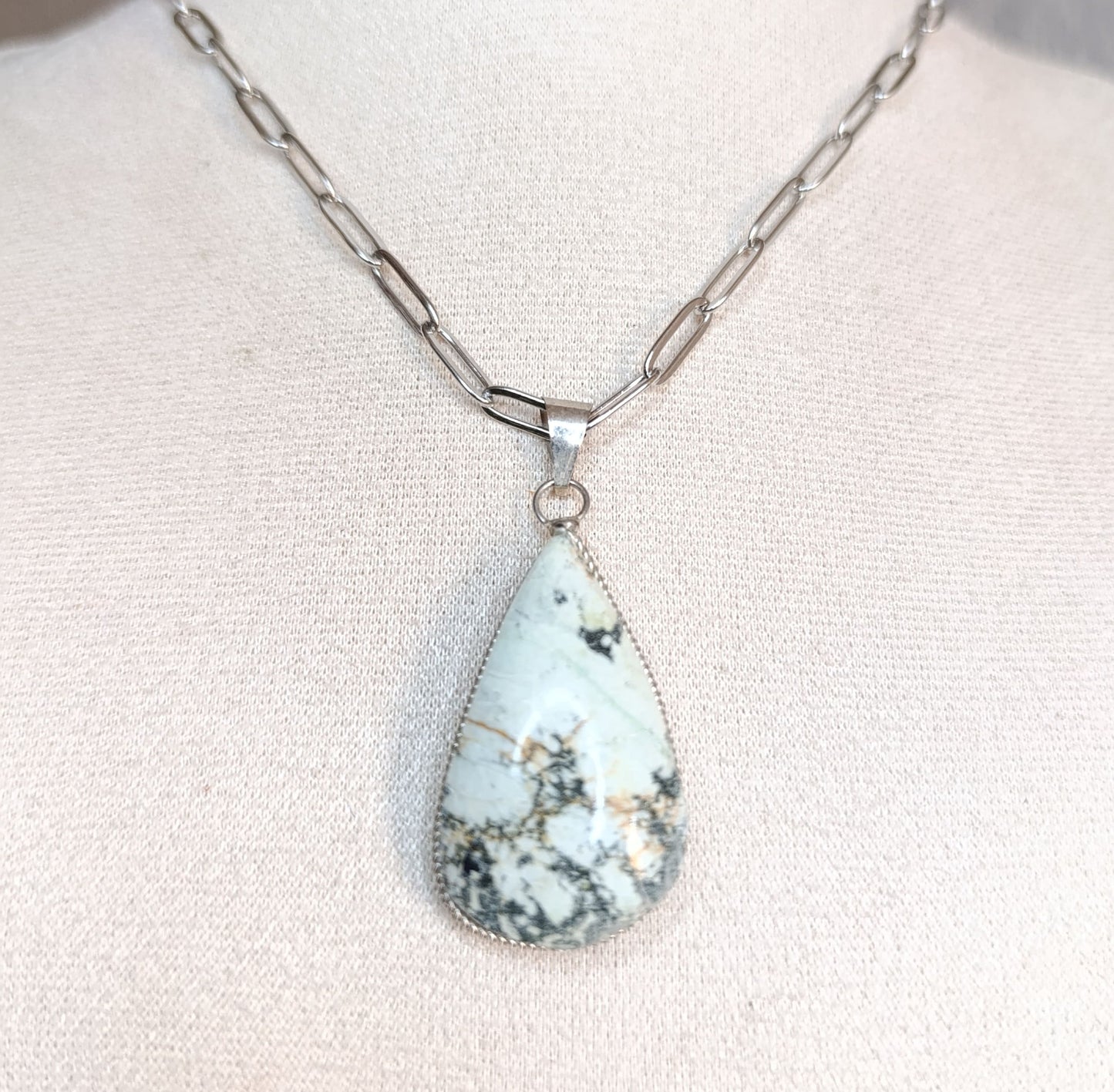 Dije Jaspe Musgo Gota