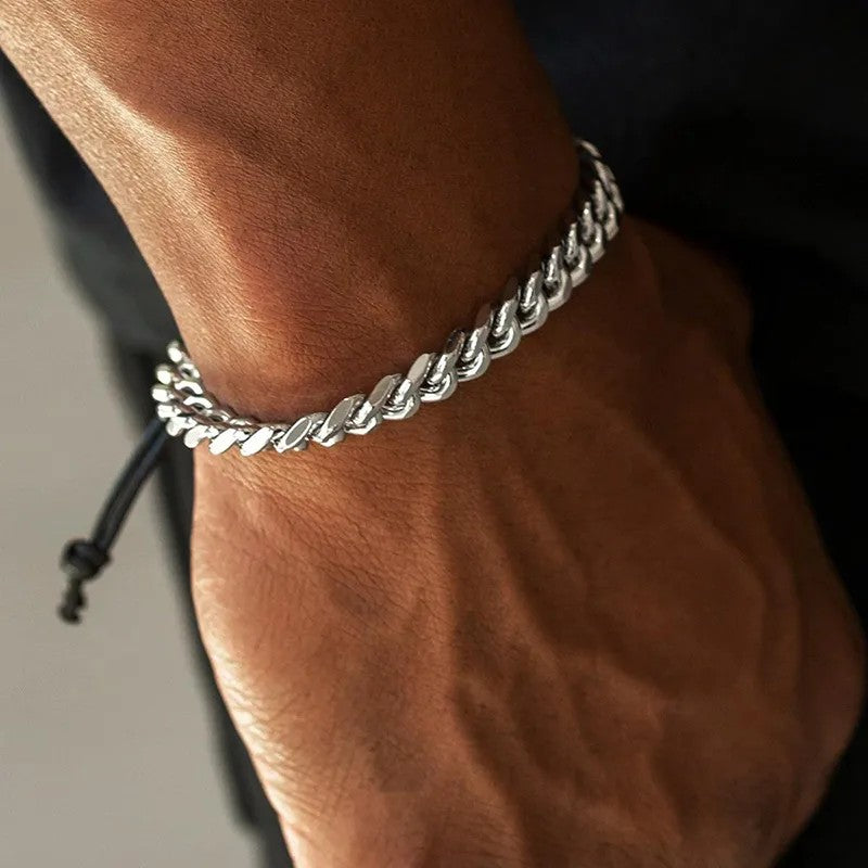 Pulsera Cadena Plateada Hilo de Amarre