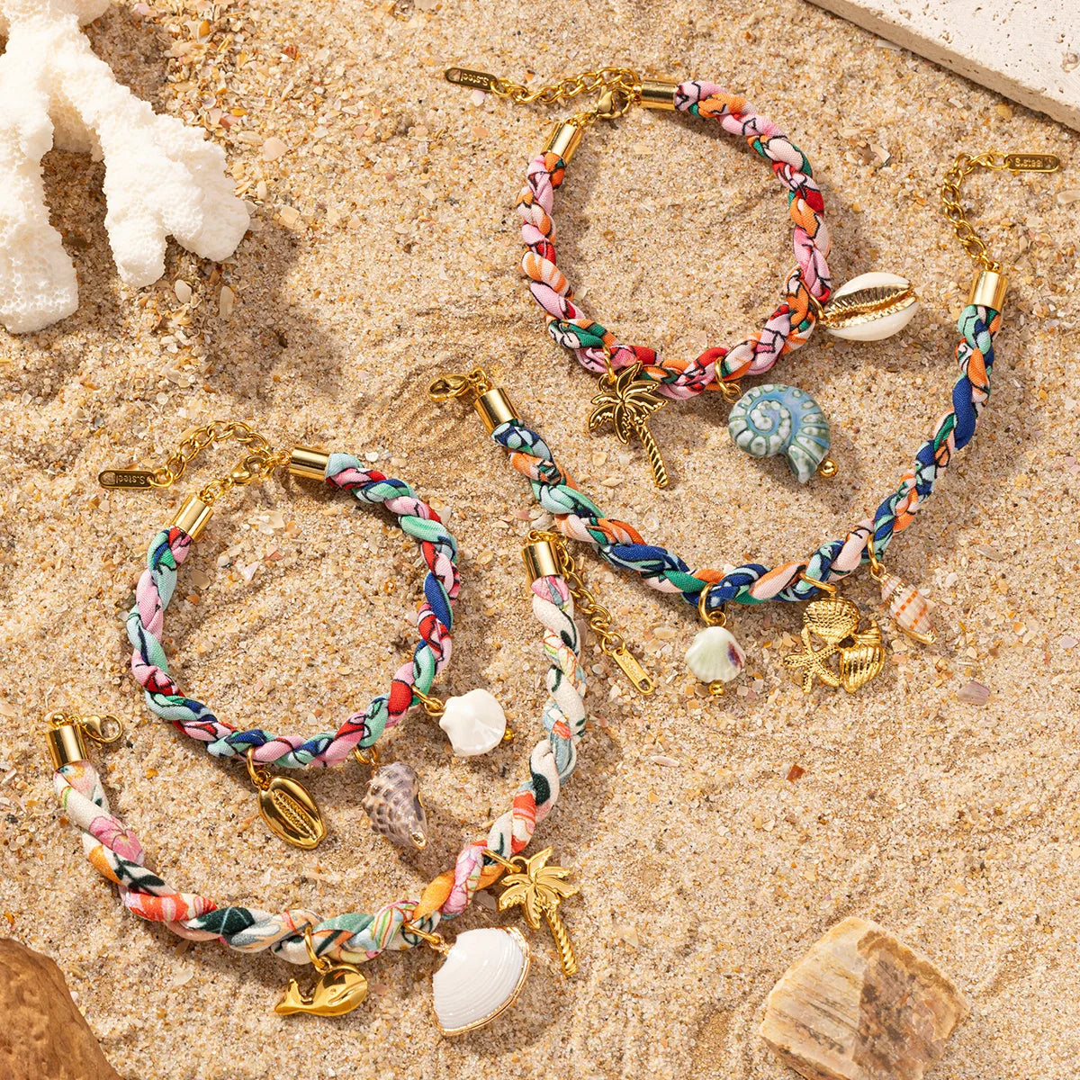 Pulsera Tela Trenzada Caracoles
