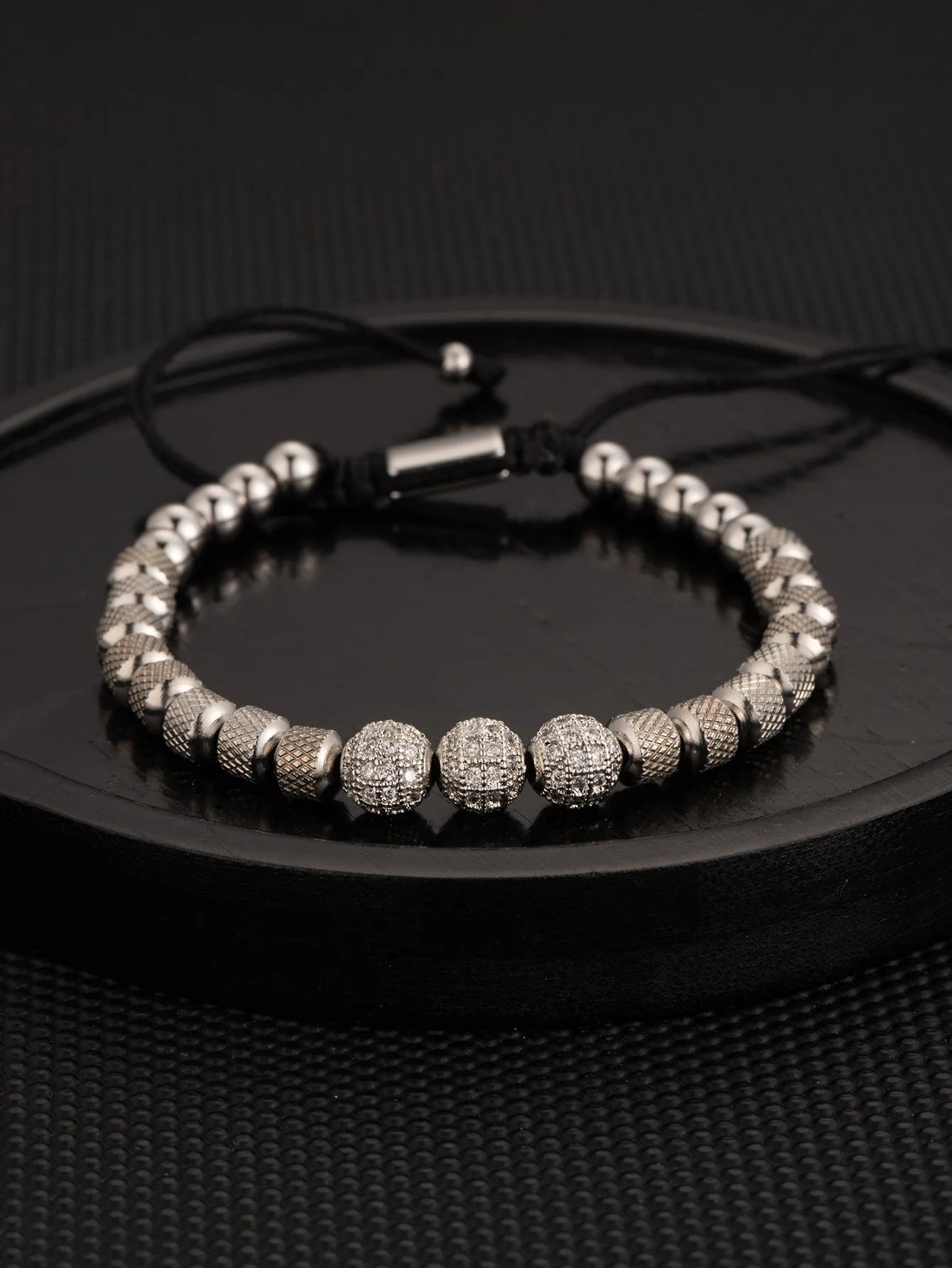 Pulsera Cuencas Gris Ajustable