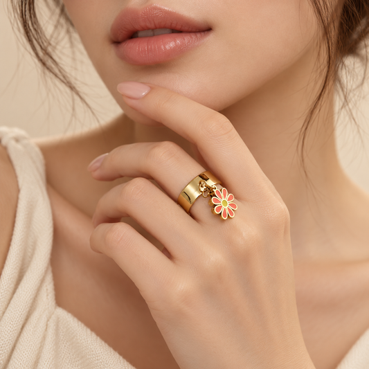Anillo Dorado Dije Flor - Ajustable