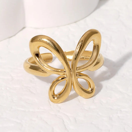 Anillo Dorado Mariposa . Ajustable