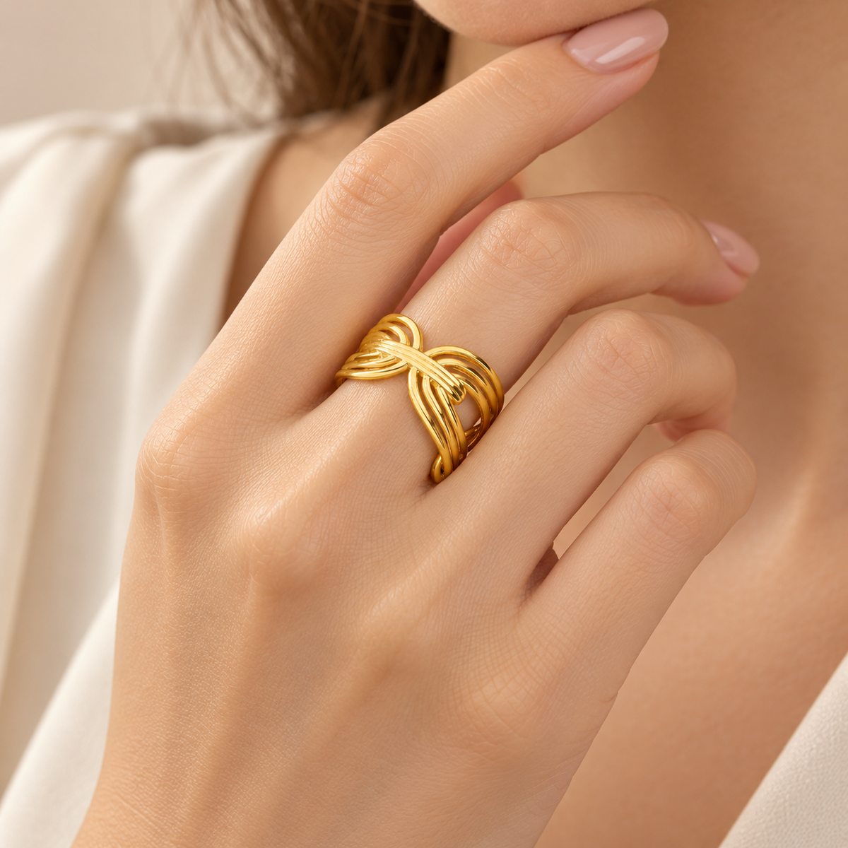 Anillo Dorado Lineas Geométricas - Ajustable