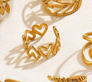 Anillo dorado Corazones - Ajustable