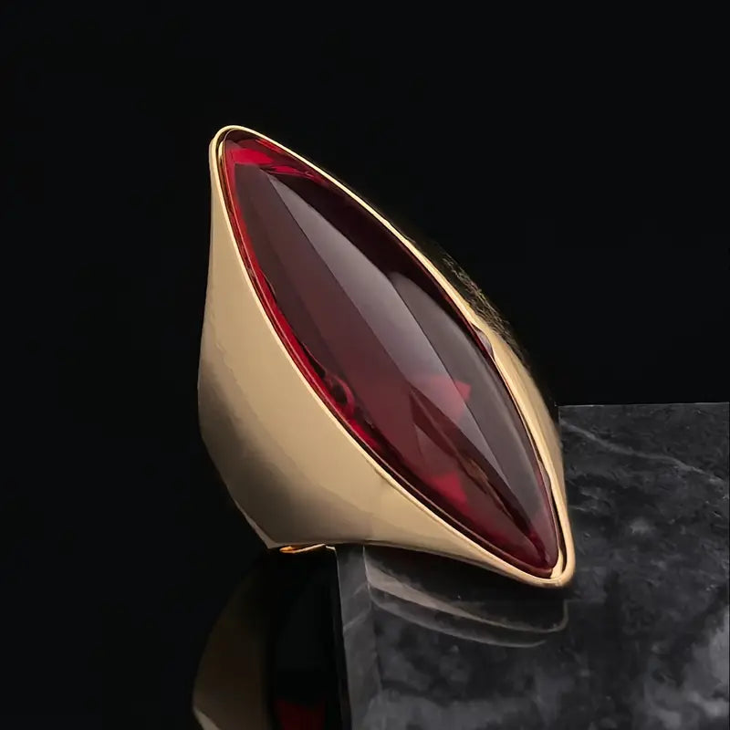 Anillo Dorado Ronda Cristal Rojo, Talla 8