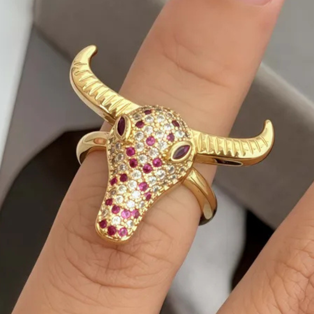 Anillo Dorado Cabeza Toro Ajustable