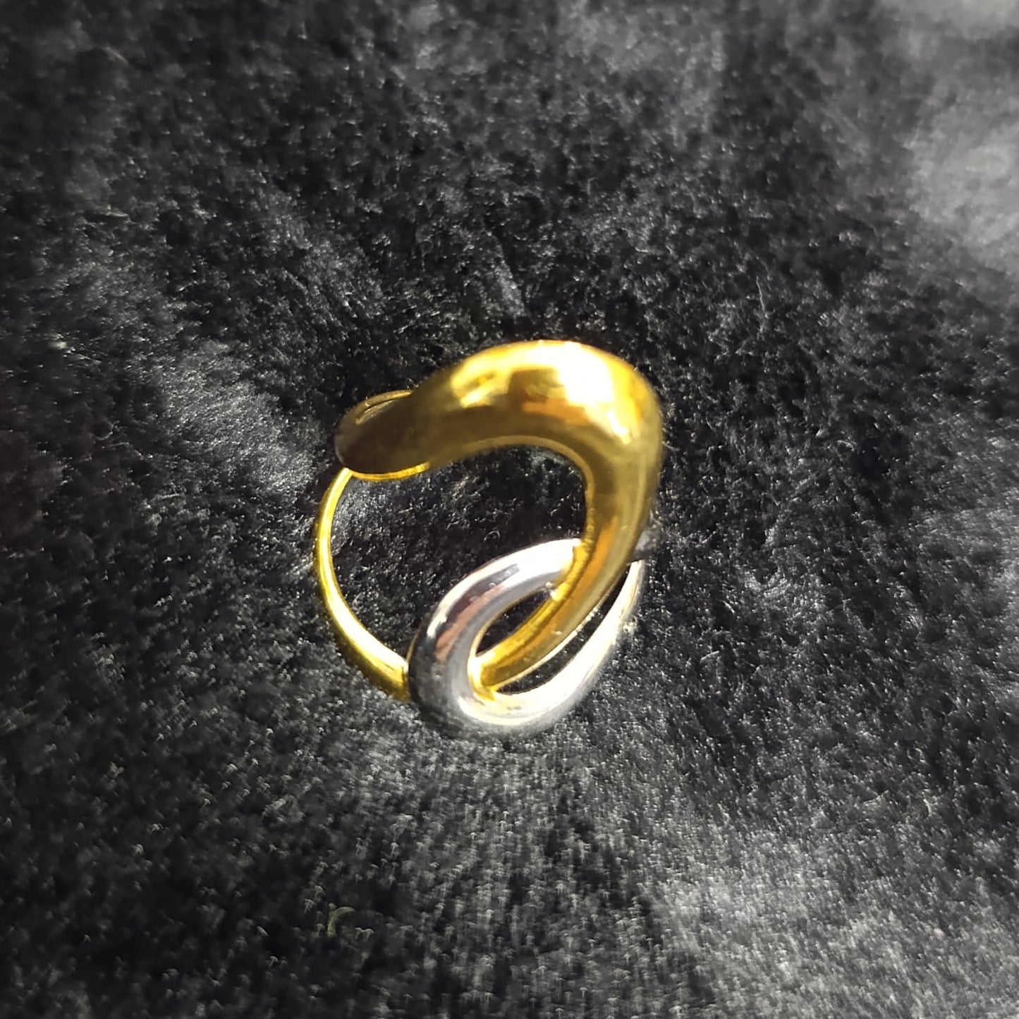 Anillo Bicolor Lineas Geométricas Ajustable