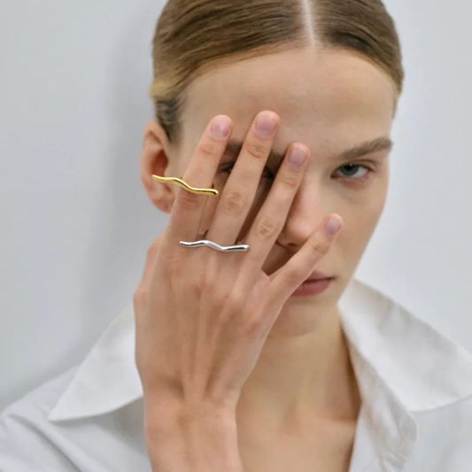 Anillo Plateado Bastón - Ajustable