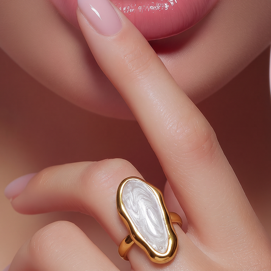 Anillo Dorado Nácar Asimétrico - Ajustable
