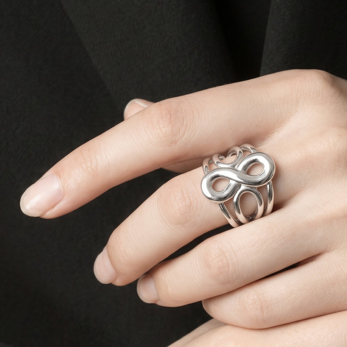 Anillo Plateado Ronda Infinito - Ajustable