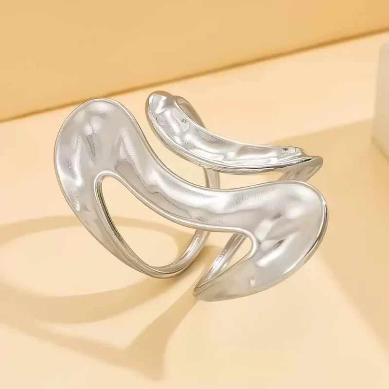Anillo Plateado Lineas Simétricas - Ajustable