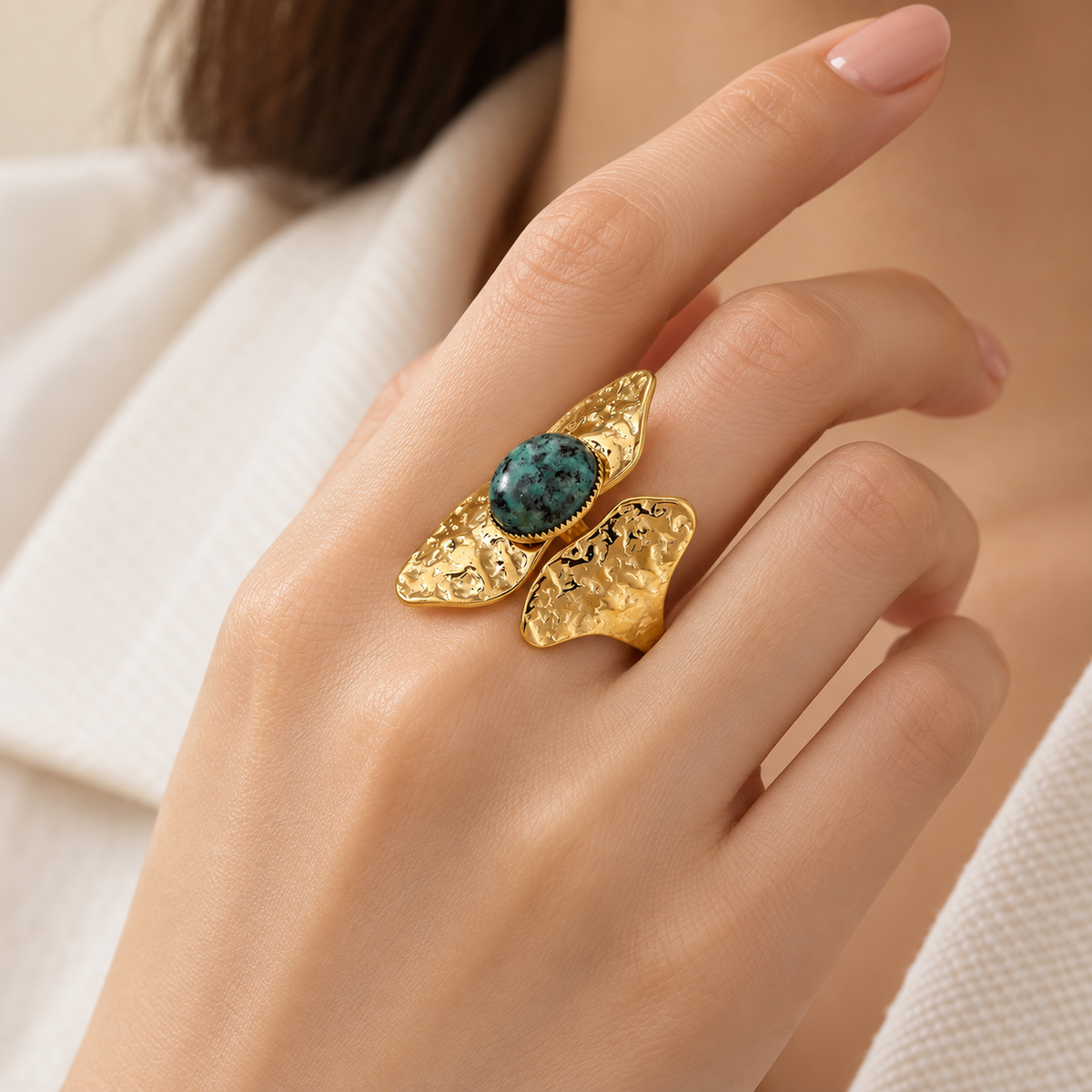 Anillo Dorado Mariposa Amartillada Turquesa - Ajustable