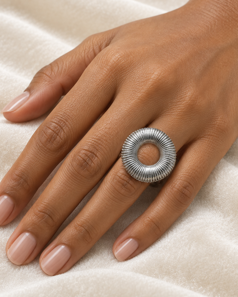 Anillo Plateado Dona Espiral - Talla 6