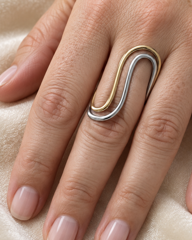 Anillo Bicolor Doble Línea Silueta - Ajustable